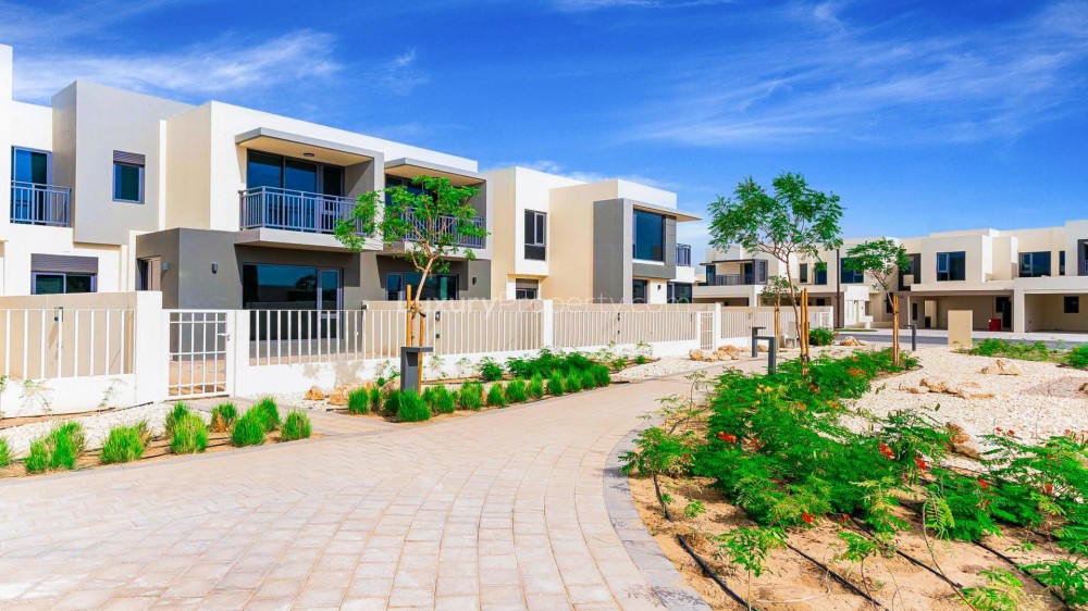 Dubai Hills Grove Villas for Sale at Dubai Hills Mansions photo 1