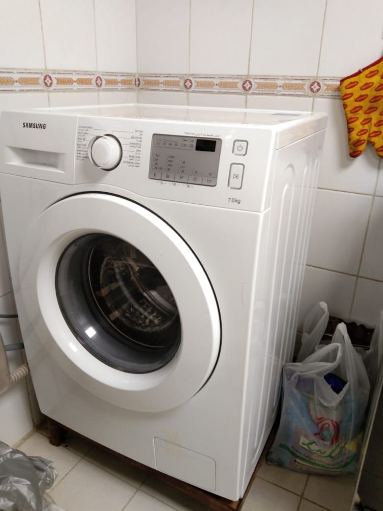 Bosch washing machine Service center Abu Dhabi ((0567603134)) photo 1