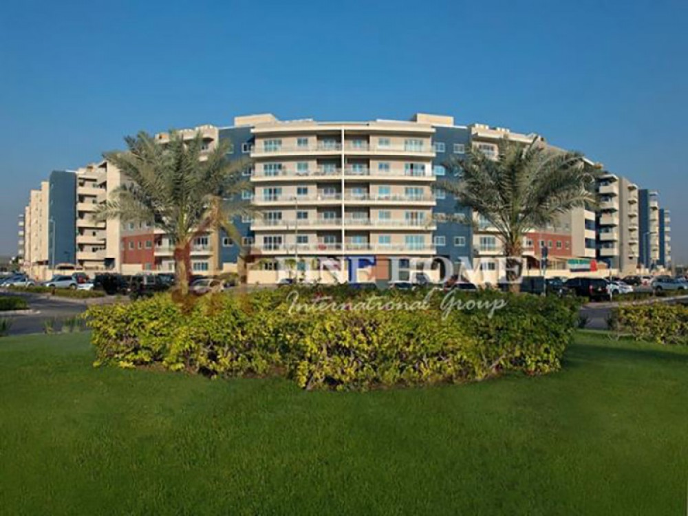 Great Investment Unit with Prime Location on AL Reef photo 1