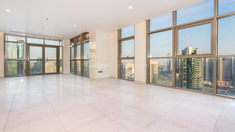 Luxury Apartments for Sale in Creekside, Dubai photo 1