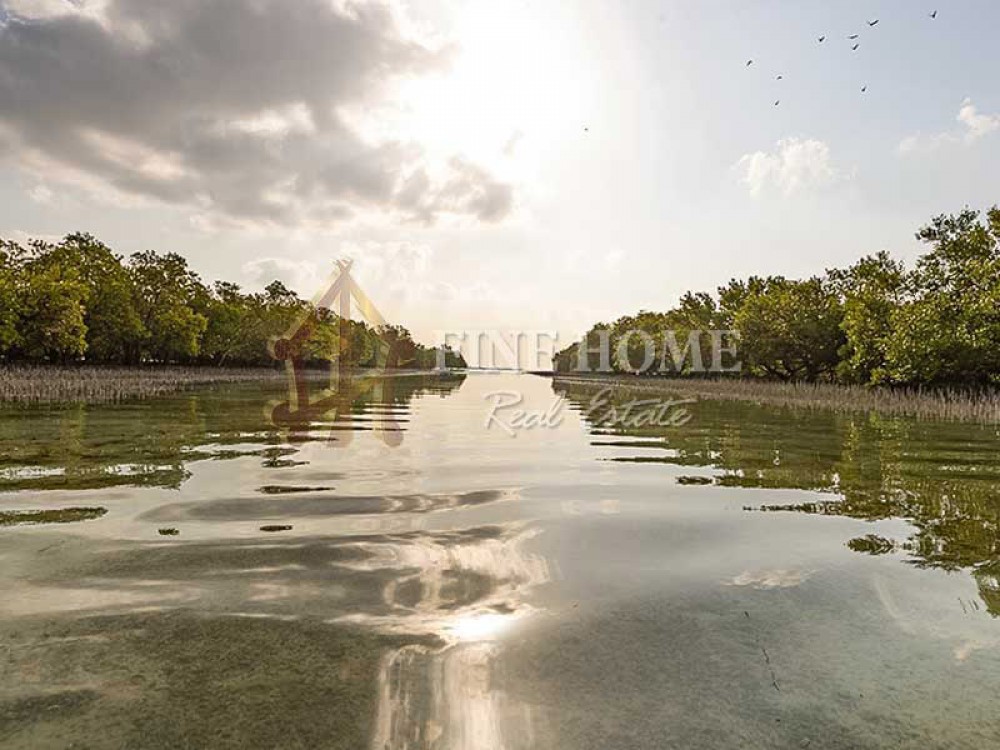 A Luxury 3MBR Townhouse & Garden | Square Type On Al Jubail Island photo 1