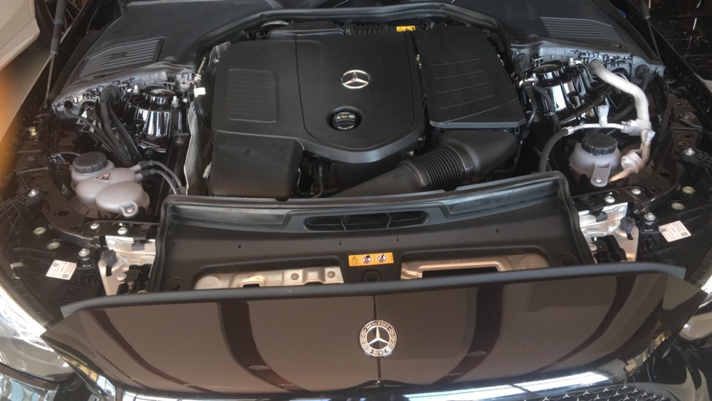 C200-2022- ONLY: 11400 KM - NEW GERMANY IMPORT