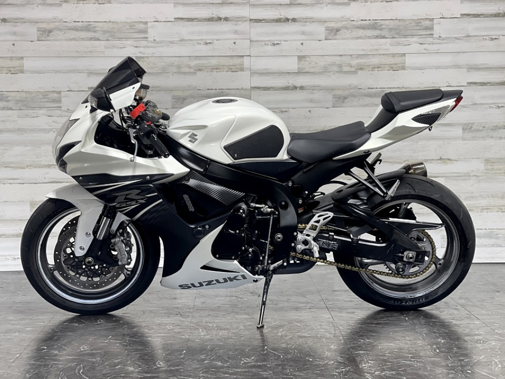 2011 Suzuki gsx 600cc available photo 3