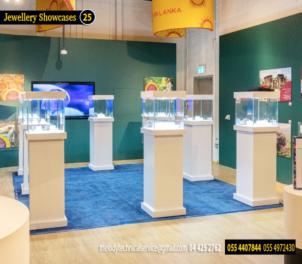 Jewelry Display showcases photo 1