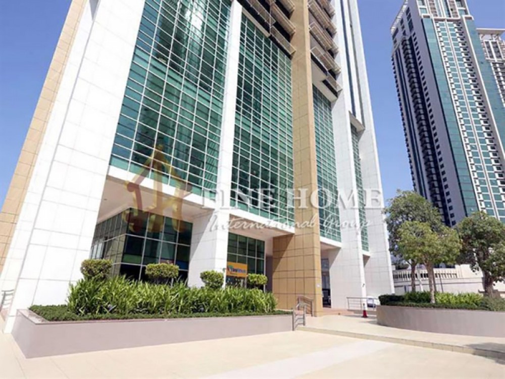 Own A sea view |Spacious Layout | Great Amenities on Marina Square photo 1