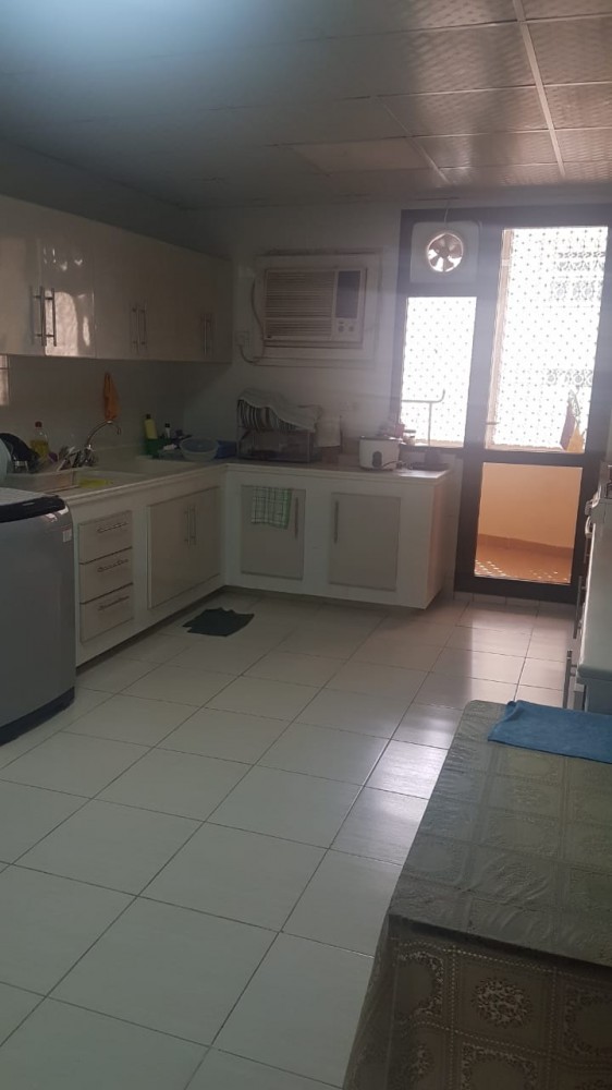 NICE SMALL ROOM AVAILABLE NOW FOR ONLY 1 FILIPINA LADY, ALL INCLUSIVE OF DEWA/WIFI/COOKING GAS FOR AED.1,400 PER MONTH. photo 5
