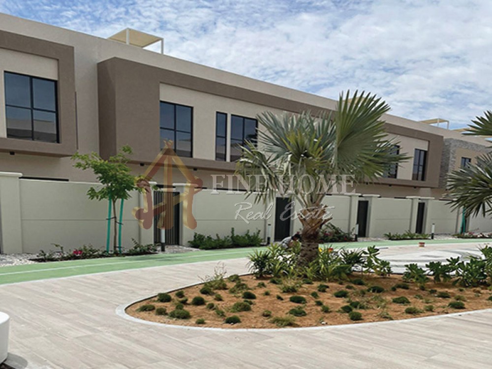 Spacious | Elegant  2MBR TH | Garden | Negotiable on Bloom Gardens photo 1