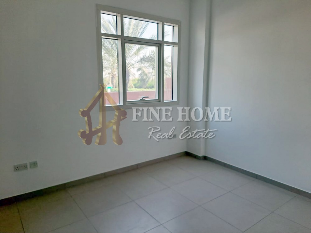 Vacant Now: Nice and Clean 1BHK with Balcony photo 1