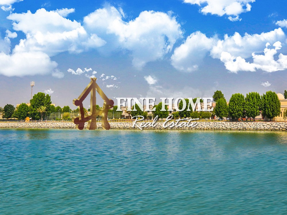 Invest Now ! Spacious 4 BR. Villa in Seashore photo 1