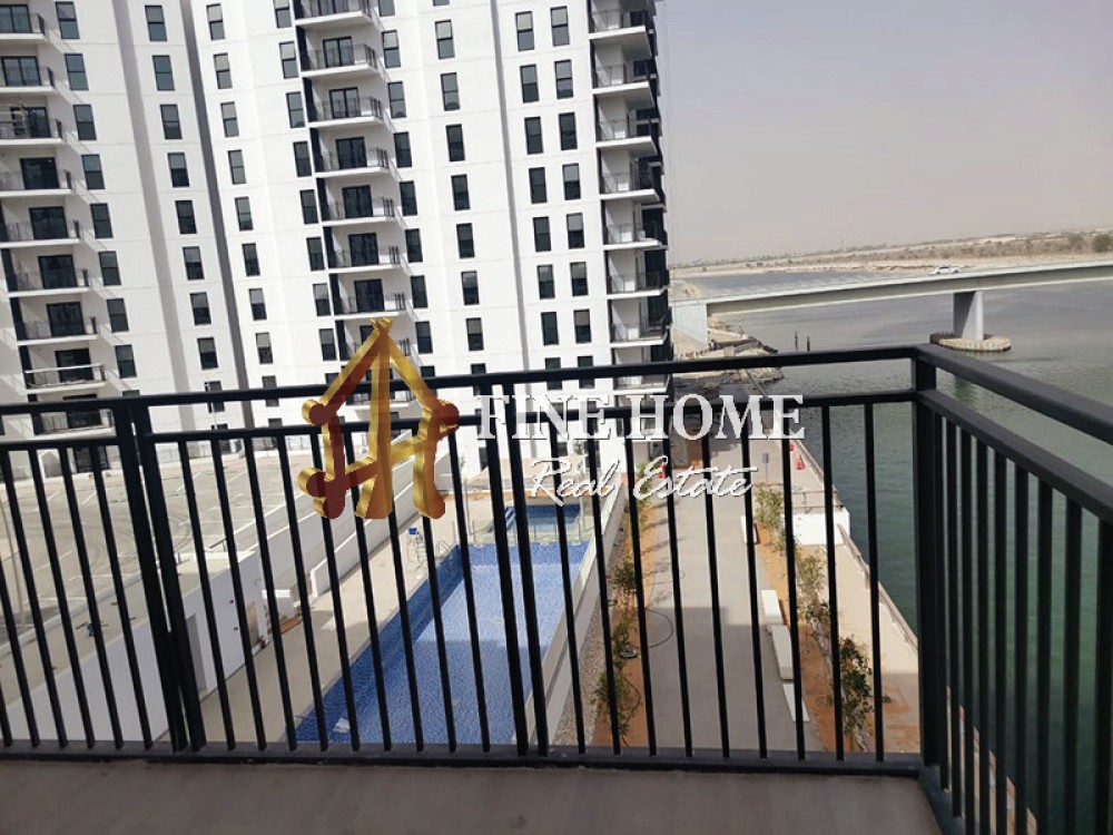 Move Now To Your New Home W Canal & Pool View photo 1