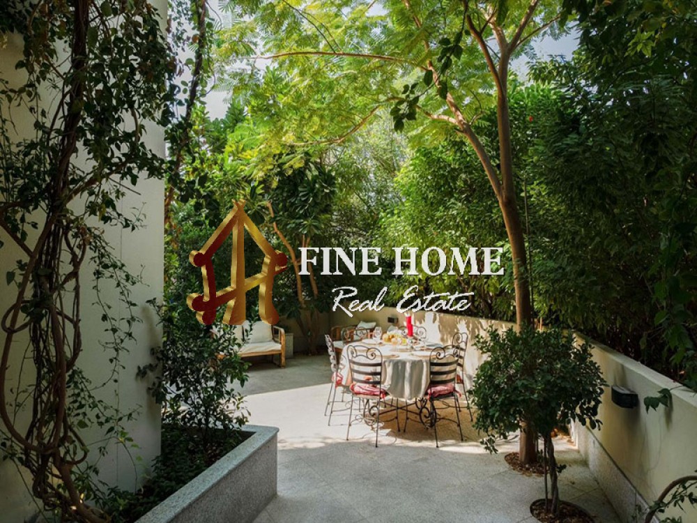 Prime Location TH I Big Garden I Ready To Move